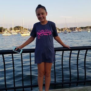 Meet your Posher, Dee